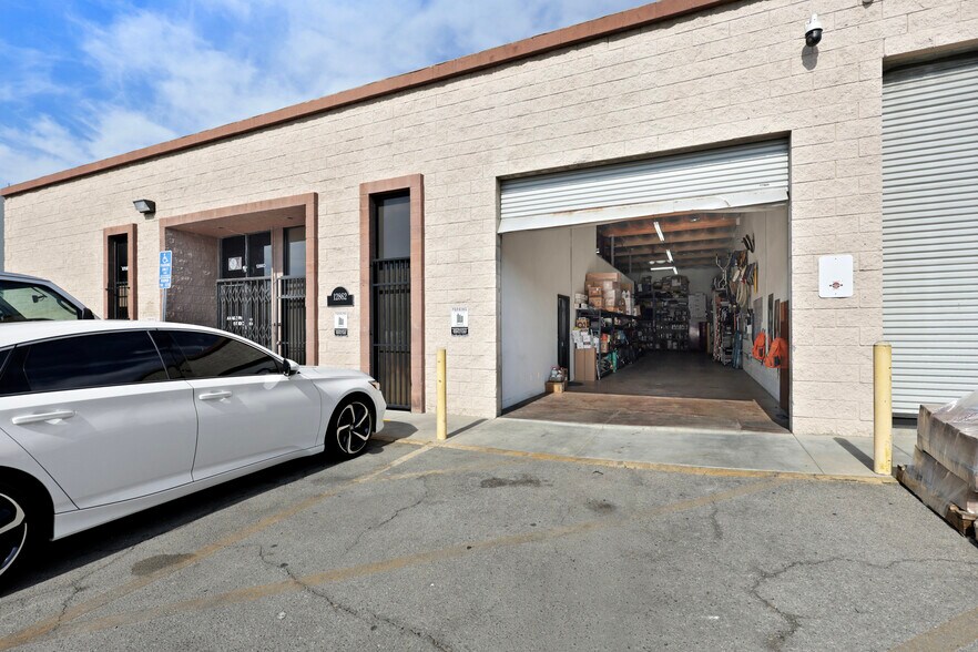 More Photos Of 12862 Foothill Blvd, Sylmar Warehouse For Sale