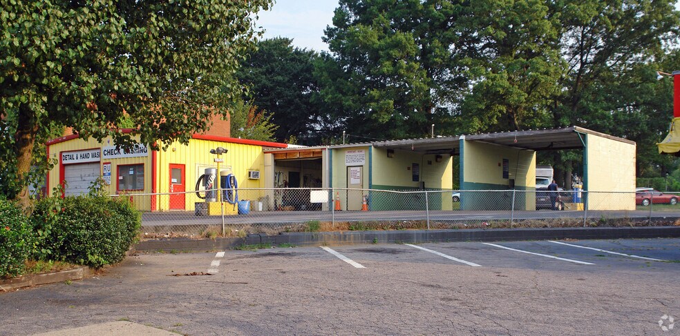 More Photos Of 1609 New Bern Ave, Raleigh Freestanding For Lease