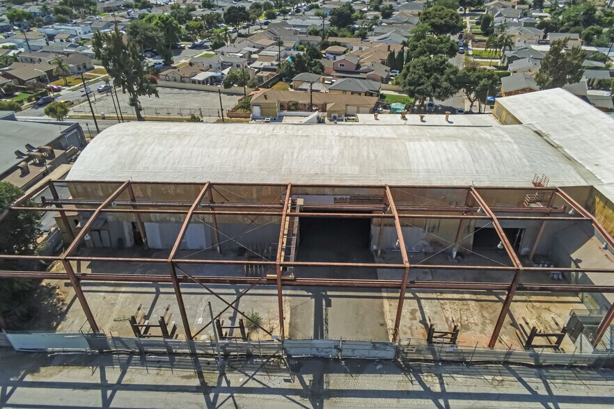 More Photos Of 11810 Center St, South Gate Manufacturing For Sale