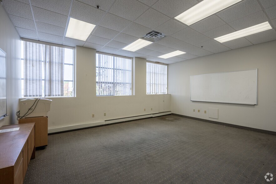 More Photos Of 620 Spring St, North Dighton Warehouse For Sale