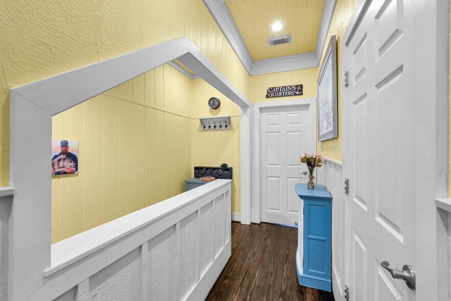 More Photos Of 2207 Nelson Avenue, Port Bolivar Healthcare For Sale