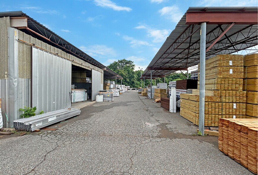 More Photos Of 1588 Ragan St, Memphis Warehouse For Sale