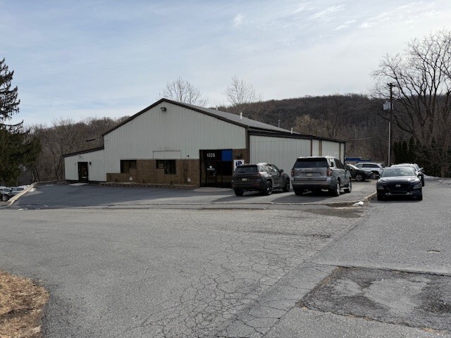 More Photos Of 1325 Clay St, Bethlehem Light Manufacturing For Sale
