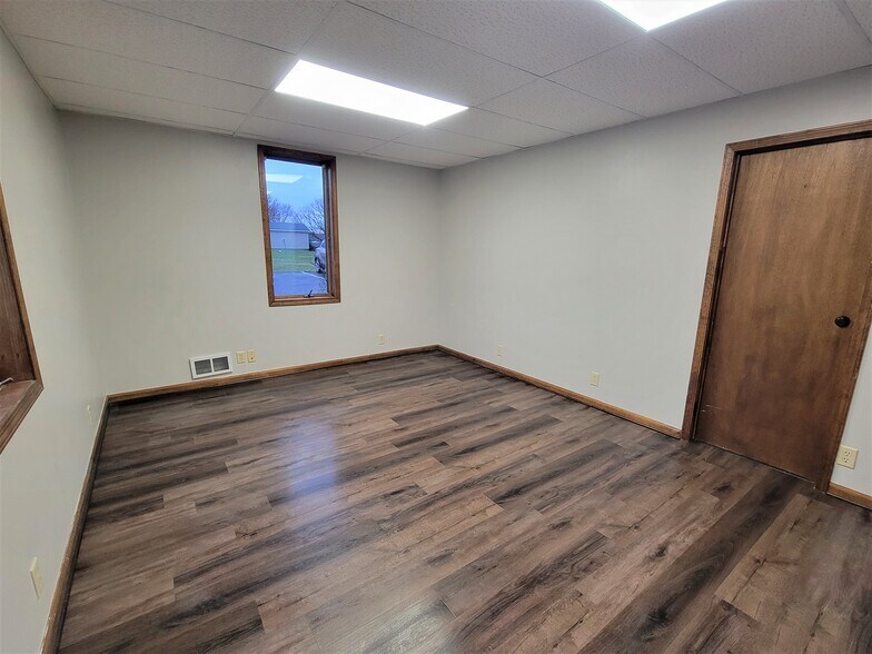 More Photos Of 1225 N Home Rd, Mansfield Medical For Lease