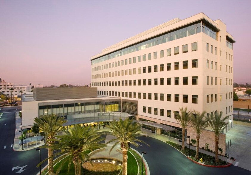 More Photos Of 1010 W La Veta Ave, Orange Medical For Lease