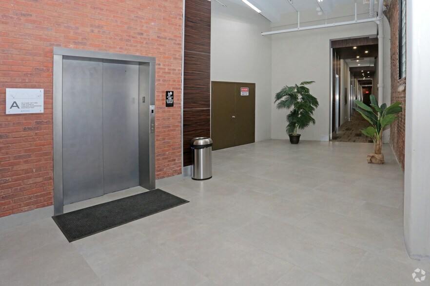 More Photos Of 4825 Metropolitan Ave, Ridgewood Loft Creative Space For Lease