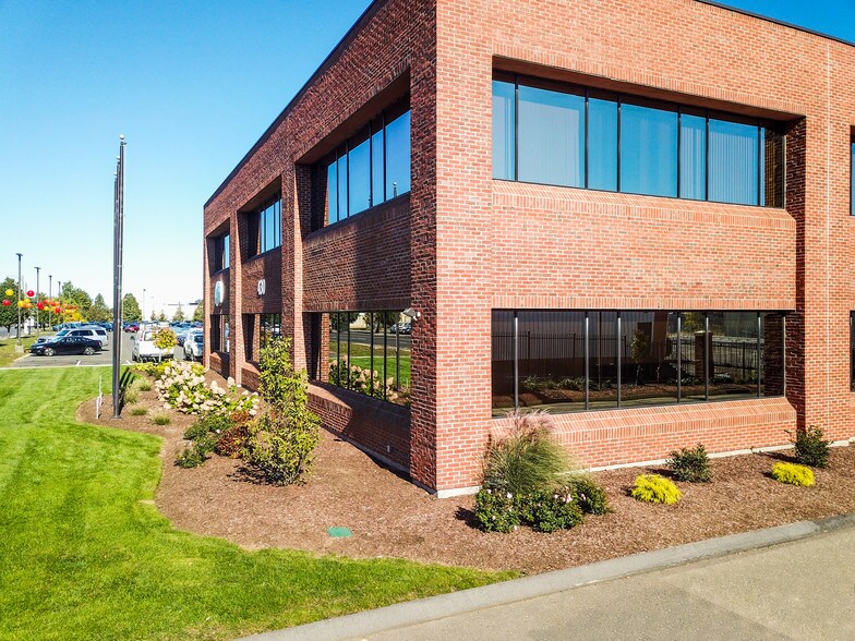 More Photos Of 430 New Park Ave, Hartford Loft Creative Space For Lease