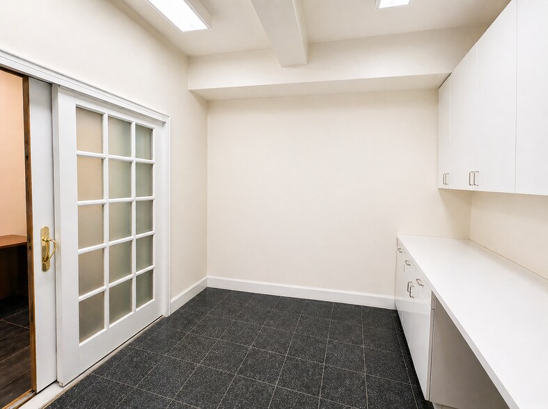 More Photos Of 235 E 22nd St, New York Apartments For Sale