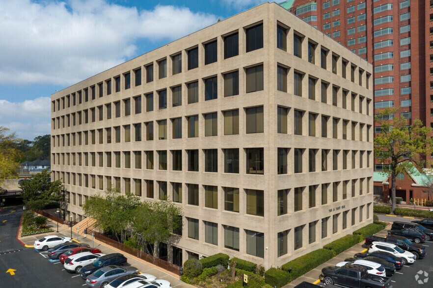 More Photos Of 701 N Post Oak Rd, Houston Office For Lease