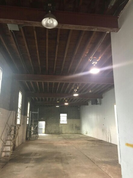 More Photos Of Midland Ave, Hicksville Warehouse For Sale