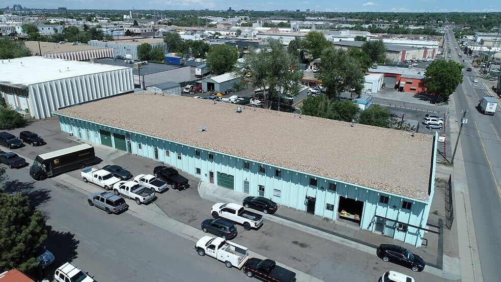 More Photos Of 3050-3070 S Vallejo St, Englewood Warehouse For Lease