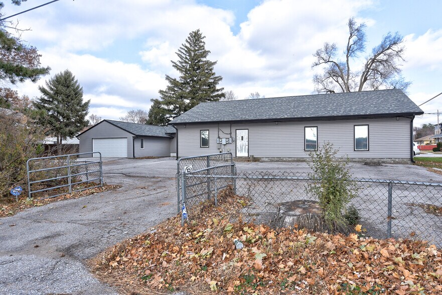 More Photos Of 5036 S 136th St, Omaha Office For Lease