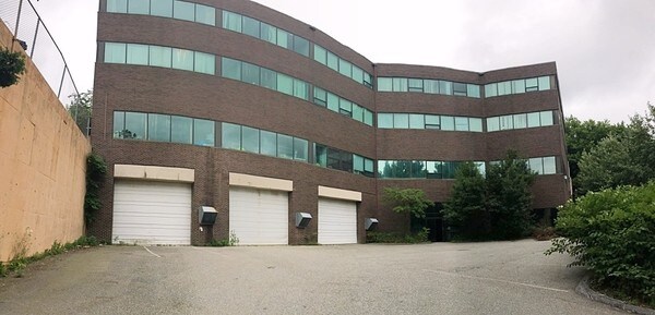 More Photos Of 630 Boston Rd, Billerica Office For Sale