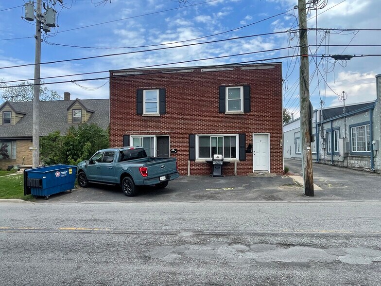 More Photos Of 140 N West St, Crown Point Apartments For Sale