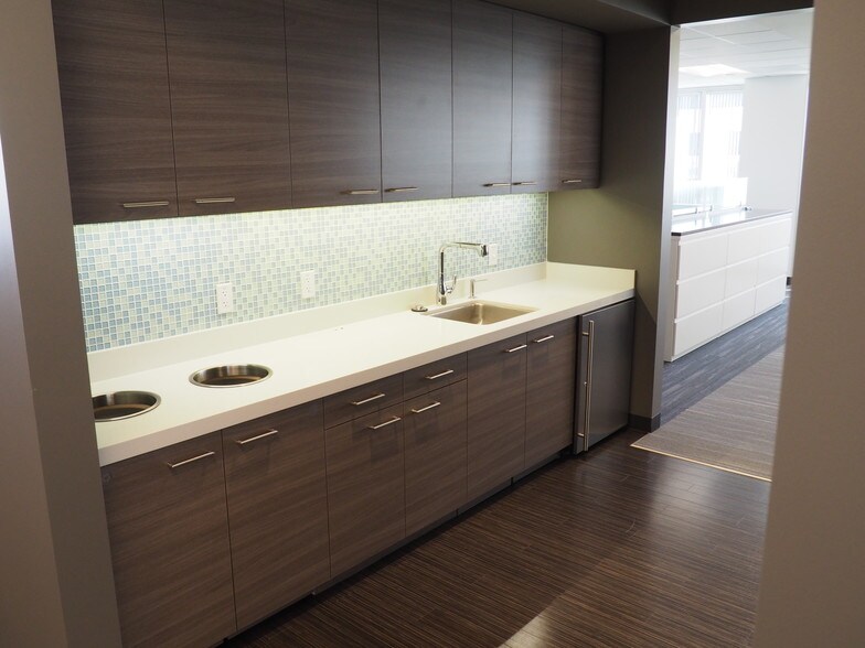 More Photos Of 500 S Main St, Orange Office For Lease