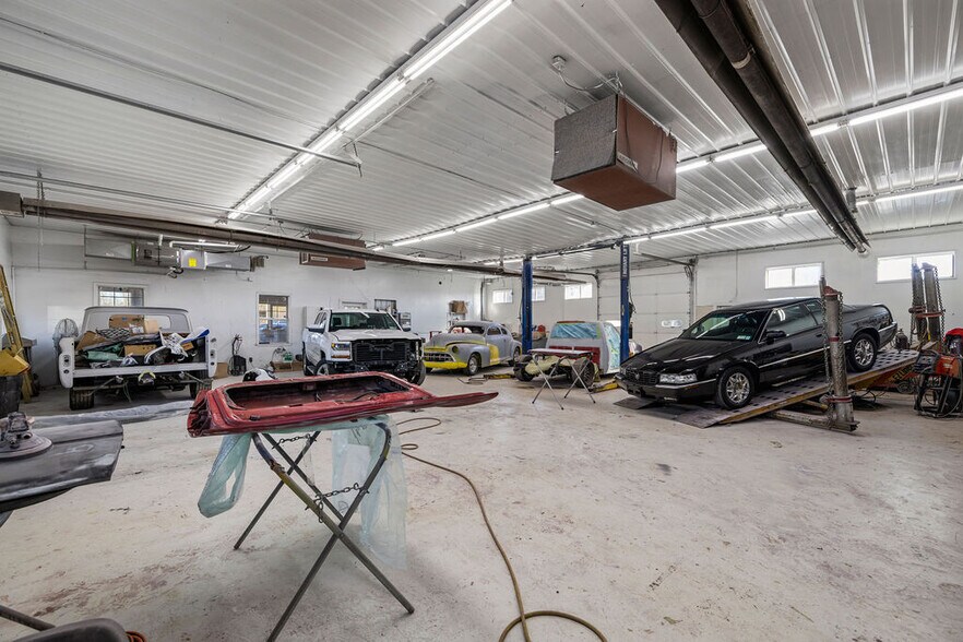 More Photos Of , Niagara Falls Unknown For Sale