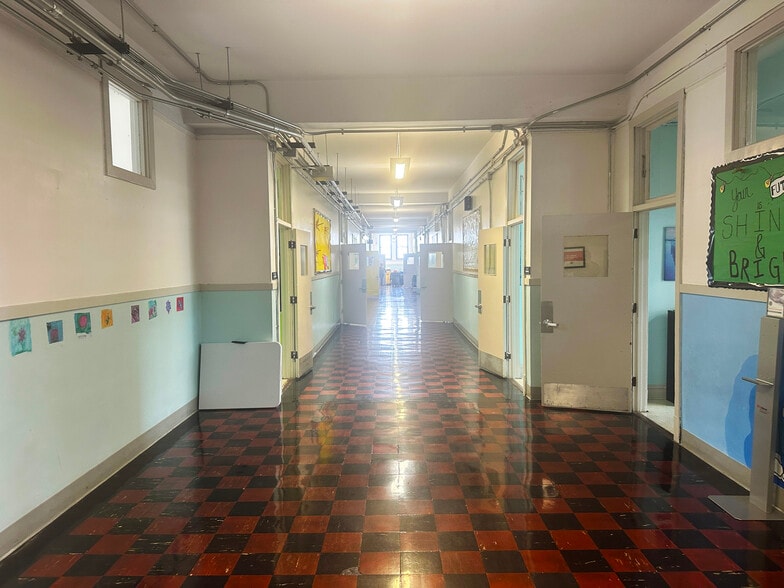 More Photos Of 2311 S Washtenaw Ave, Chicago Religious Facility For Sale