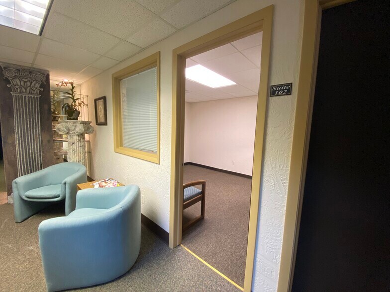 More Photos Of 529 Greene Ave, Green Bay Office For Lease
