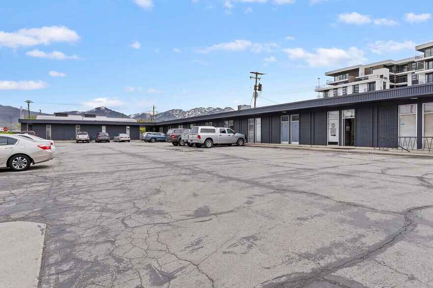More Photos Of 2330 S Main St, Salt Lake City Office For Lease