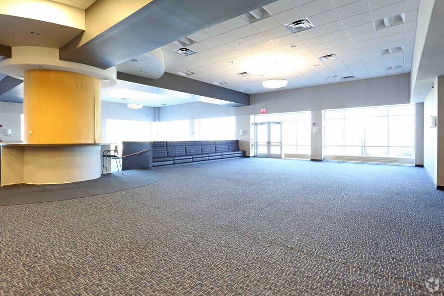 More Photos Of 2600 Manitou Rd, Rochester Research And Development For Lease