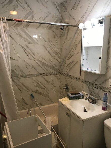 More Photos Of 153 Skillman St, Brooklyn Apartments For Lease
