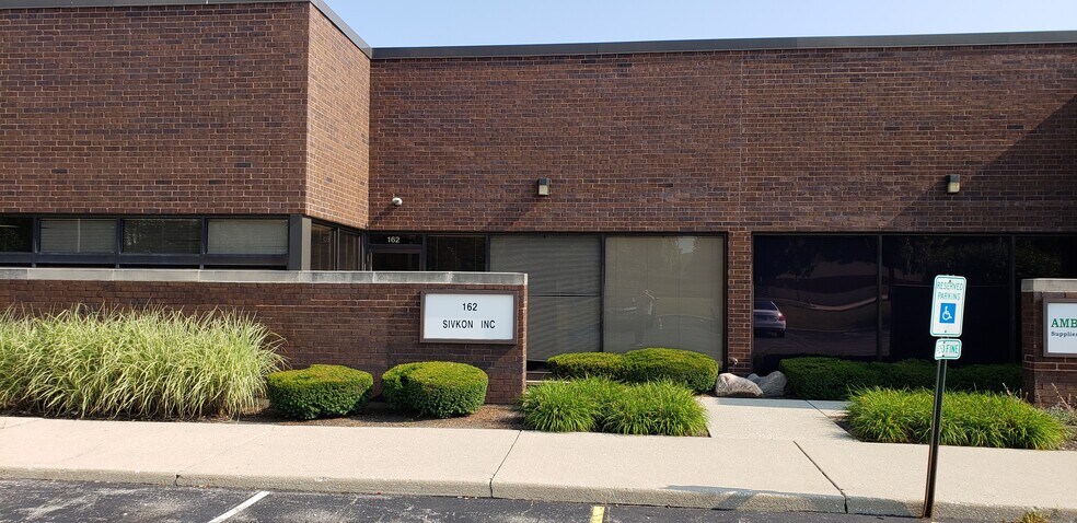 More Photos Of 158-176 N Brandon Dr, Glendale Heights Warehouse For Sale