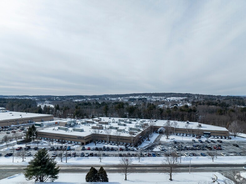 More Photos Of 5 Wentworth Dr, Hudson Research And Development For Lease