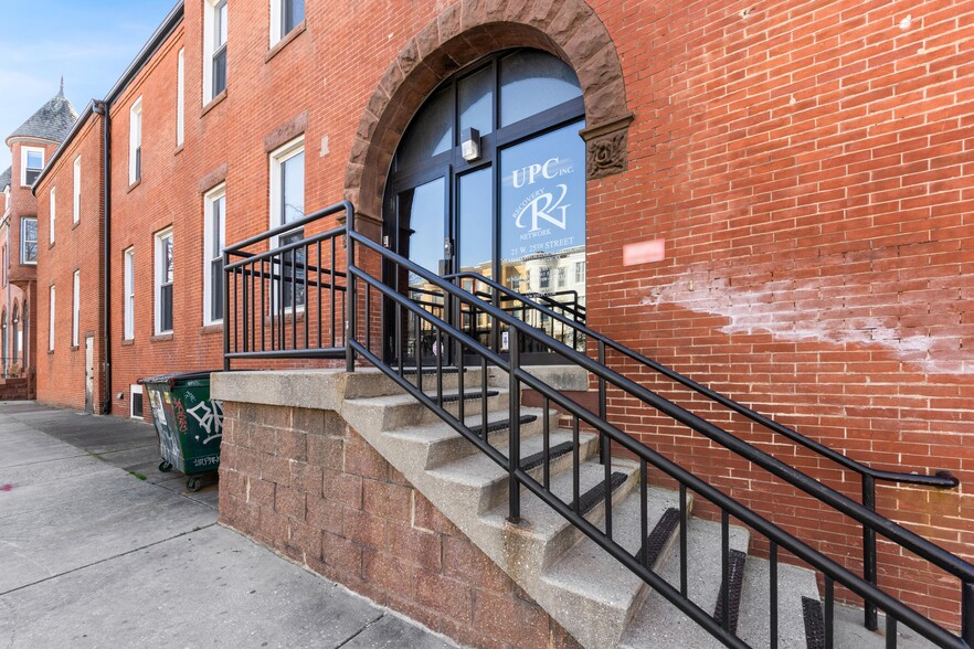 More Photos Of 21 W 25th St, Baltimore Office For Sale