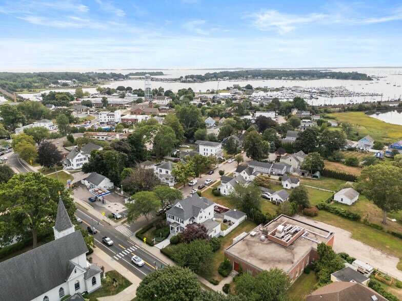 More Photos Of 32 E Main St, Mystic Office For Sale