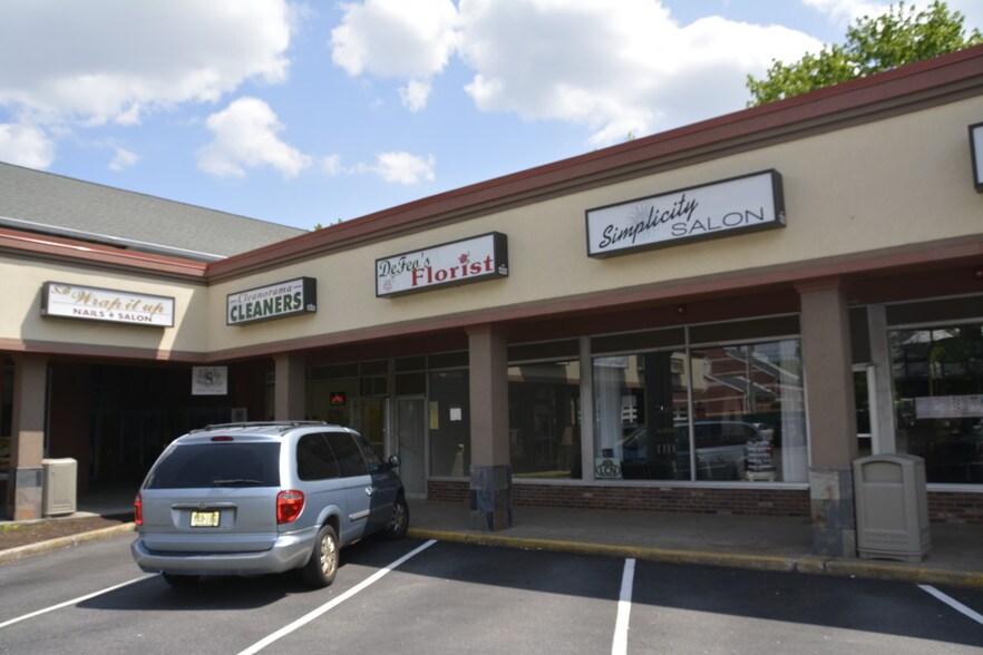 More Photos Of 574 Newark Pompton Tpke, Pompton Plains Restaurant For Sale