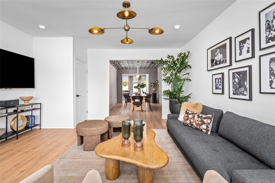 More Photos Of , Houston Multifamily For Sale