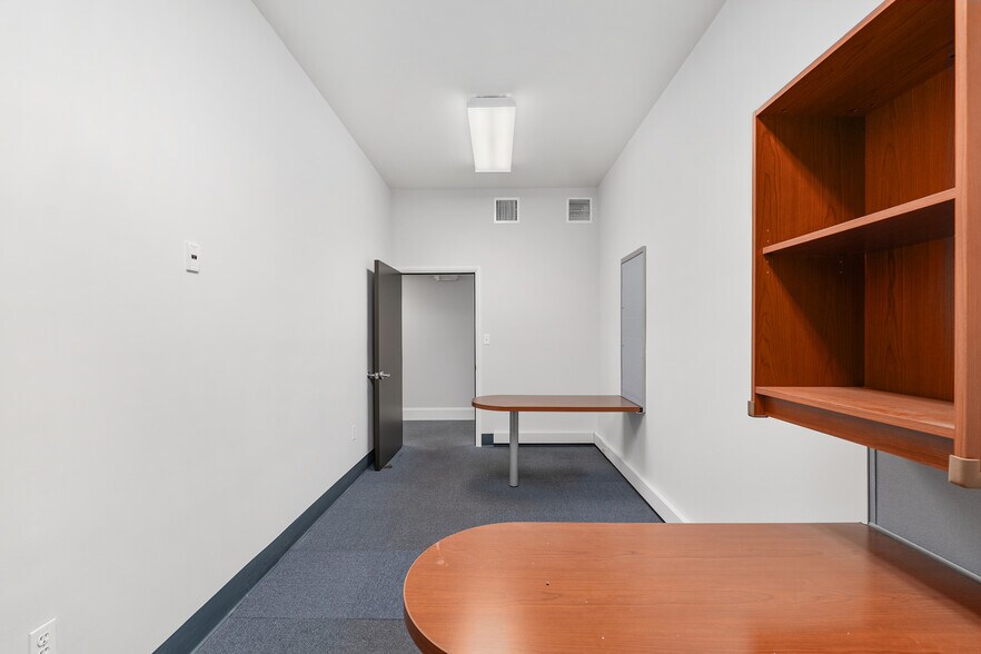 More Photos Of 1014 NW 57th St, Gainesville Medical For Lease