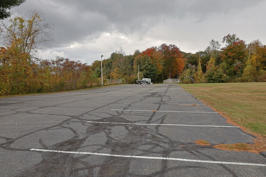 More Photos Of 261 College Hwy, Southwick Specialty For Sale