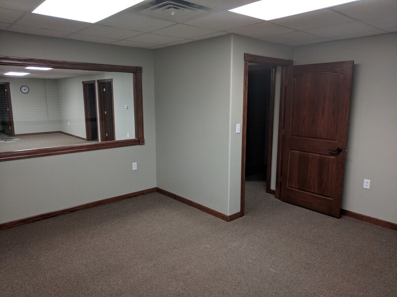 More Photos Of 223 Central Ave W, Clarion Office For Sale