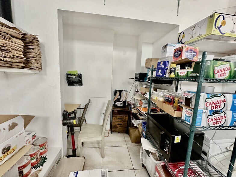 More Photos Of 135-141 Post Rd E, Westport Freestanding For Lease