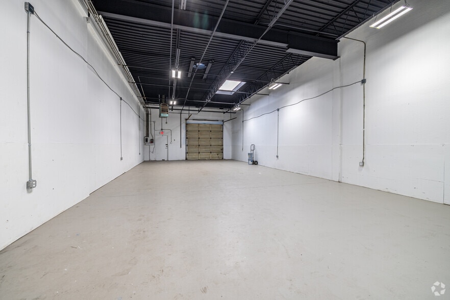 More Photos Of 2630 Northaven Rd, Dallas Unknown For Lease