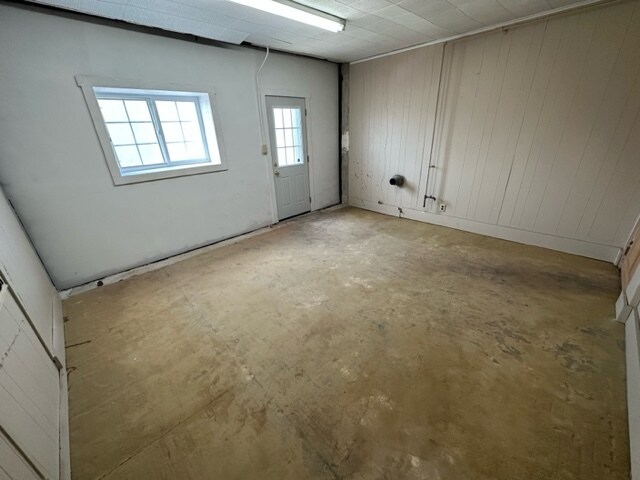 More Photos Of 1609 Broad St, New Castle Loft Creative Space For Lease