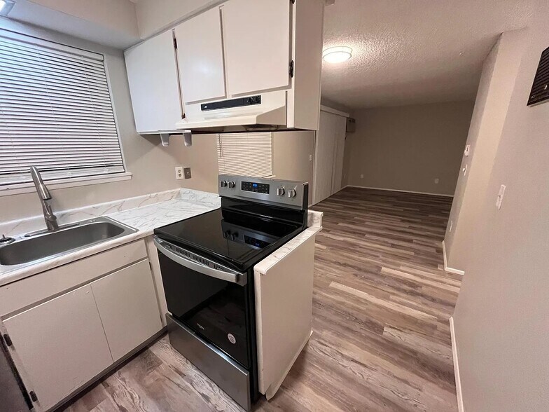 More Photos Of 2630 SE 136th Ave, Portland Apartments For Sale