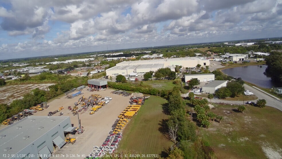 More Photos Of Park 82 Dr, Fort Myers Land For Sale