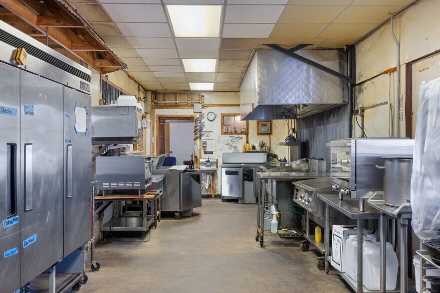 More Photos Of 15045 FM 2154 Rd, College Station General Retail For Sale