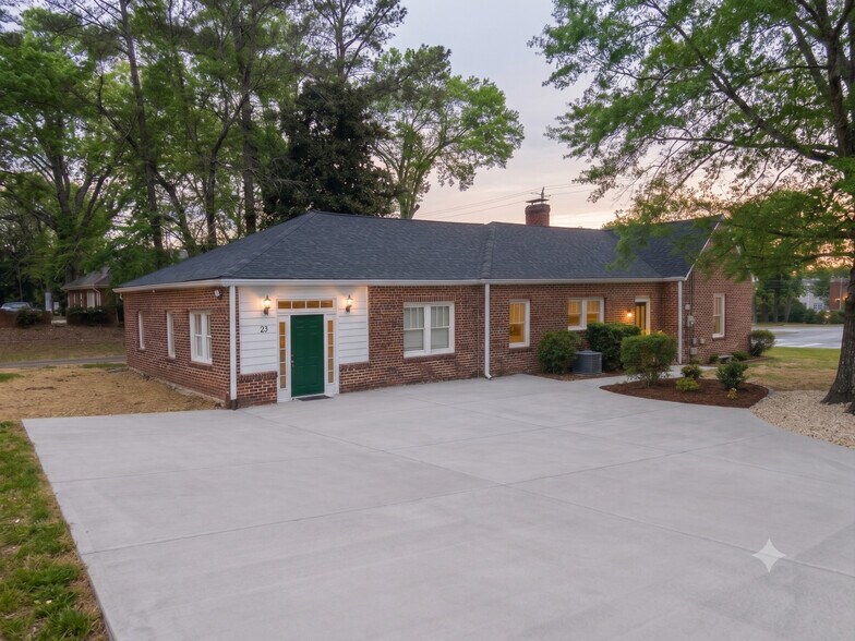 More Photos Of 490 S Perry St, Lawrenceville Coworking Space