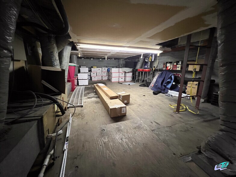 More Photos Of 786 NE Burnside Rd, Gresham Auto Dealership For Sale