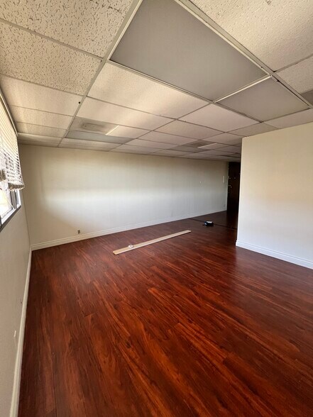 More Photos Of 9010 Corbin Ave, Northridge Office For Lease