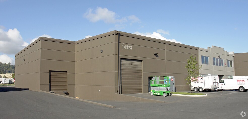 More Photos Of 14323 32nd St E, Sumner Warehouse For Lease