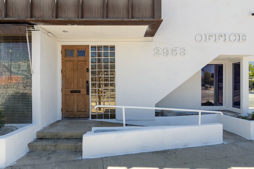 More Photos Of 2951-2953 Lincoln Blvd, Santa Monica Loft Creative Space For Sale