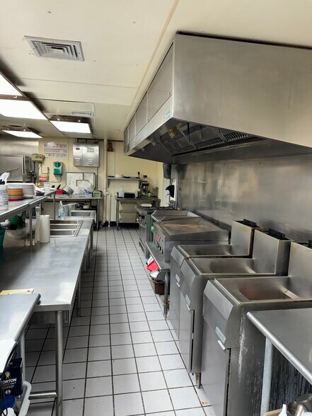 More Photos Of 408 State Rd, Hatley Restaurant For Sale