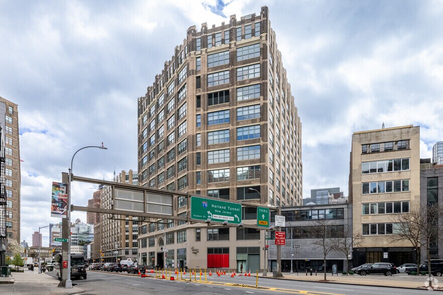 More Photos Of 205 Hudson St, New York Coworking Space