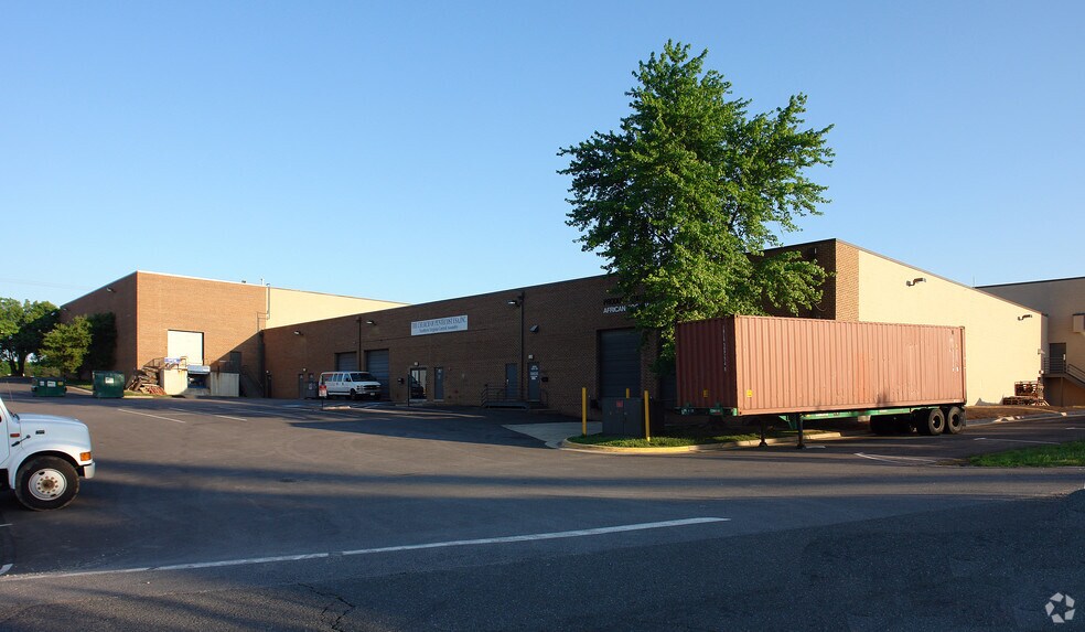 More Photos Of 8198 Terminal Rd, Lorton Unknown For Lease