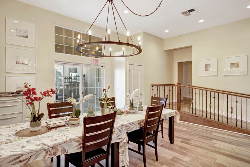 More Photos Of 15825 N 19th Pl, Phoenix Assisted Living For Sale