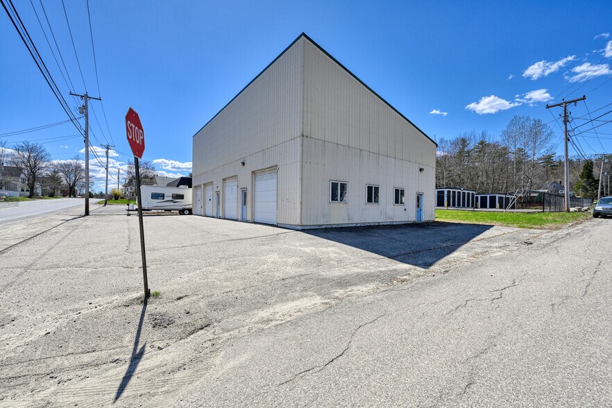 More Photos Of 74 Route 133, Winthrop Flex For Sale